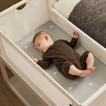 Load image into Gallery viewer, SNUZPOD5 BEDSIDE CRIB